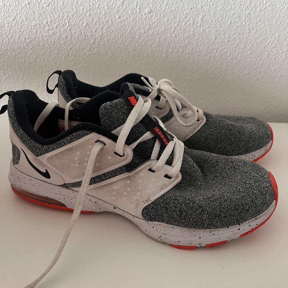 Nike sneakers - Picture 5 of 5
